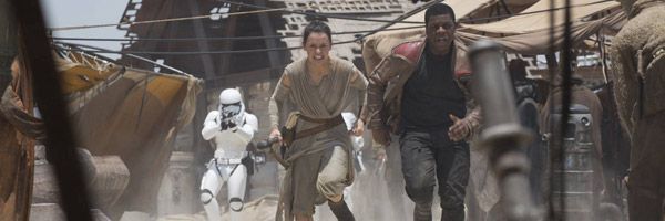 El director de 'Star Wars: El despertar de la fuerza', J.J. Abrams y el elenco se burlan del episodio VII